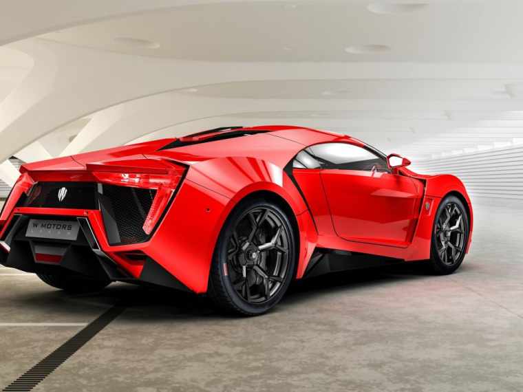 速度与激情7超跑 Lykan HyperSport 4K励志图片