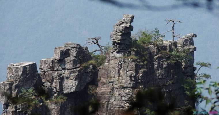 娄烦云顶山旅游攻略