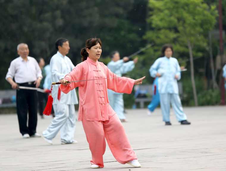 老年人初学太极拳有什么注意事项